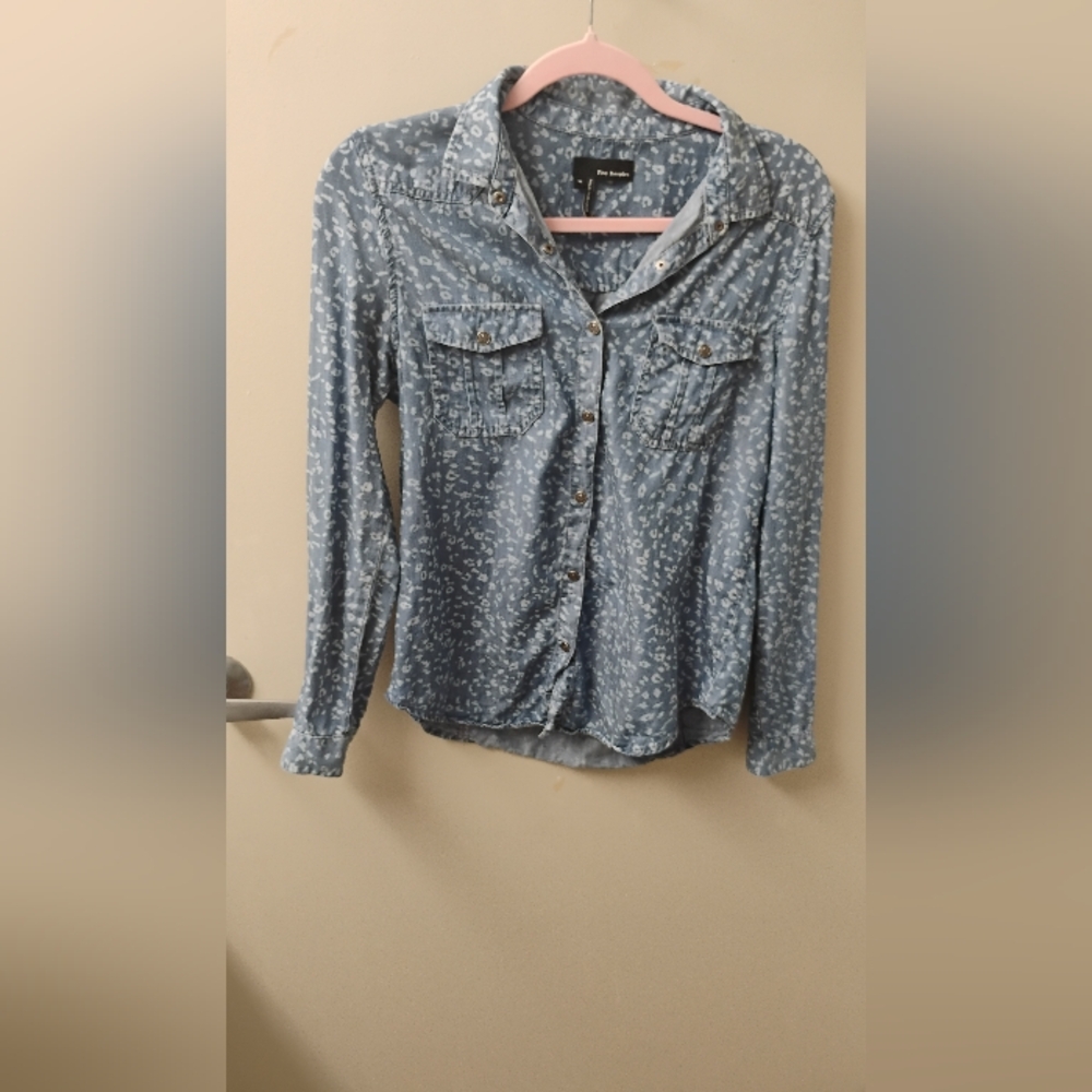 The Kooples Womens Animal Print Button Down Tencel Shirt Top Sz M